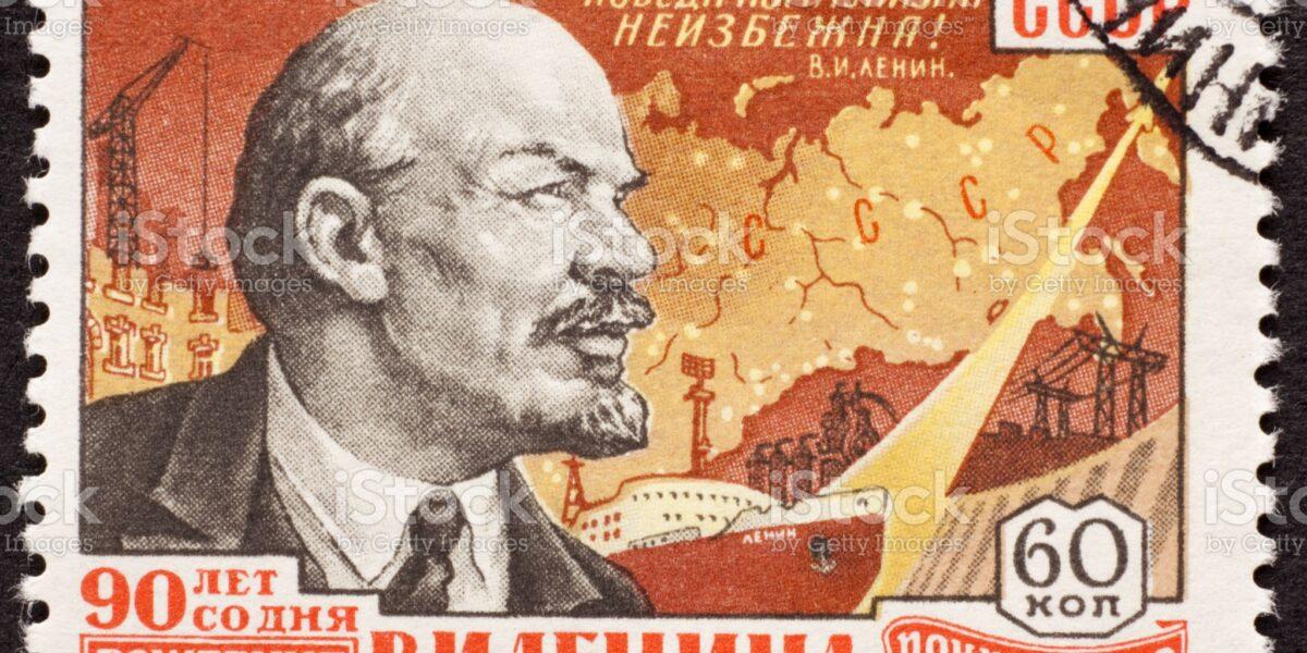 Paralele șocante între Revoluția Bolșevică rusă din 1917 și anarhia Stângii americane din 2020