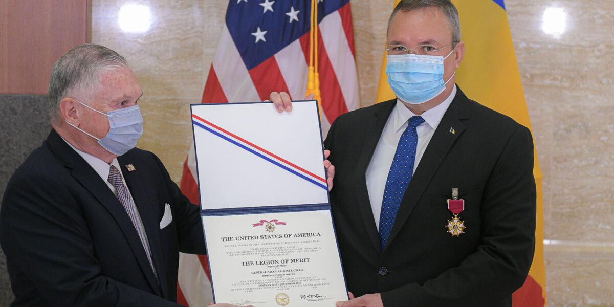 Nicolae Ciucă, decorat cu Legiunea de Merit a Statelor Unite: Este cea mai înaltă distincție americană care poate fi acordată unui militar străin