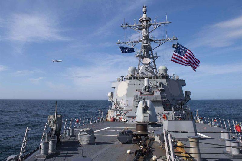 „Spre binele lor”, distrugătoarele americane nu mai ajung în Marea Neagră. Ale lui Putin, da