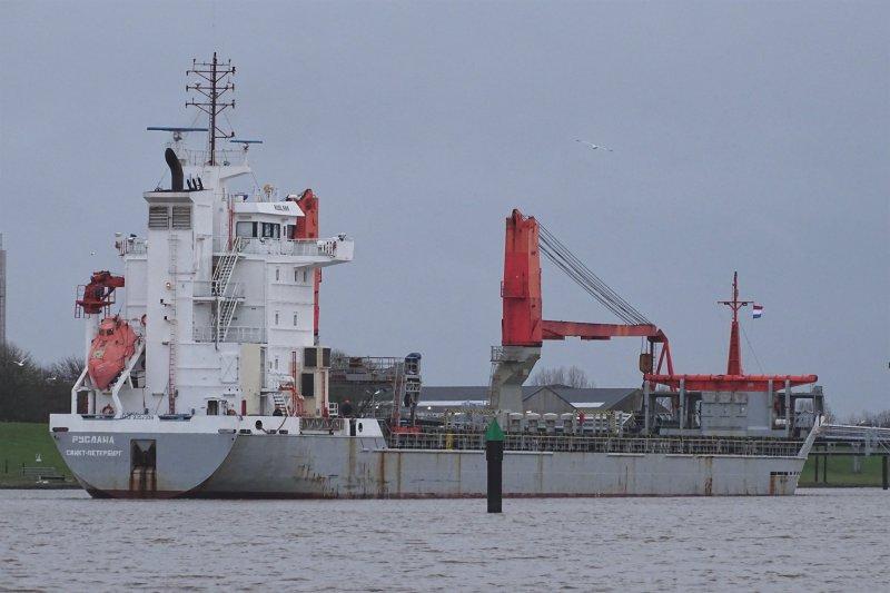 Polonia a reținut cargoul rusesc “Ruslana”. Nava care aproape eșuase se îndrepta direct spre plajă iar căpitanul și doi ofițeri erau beți