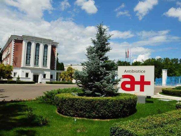 Antibiotice Iași a câștigat licitația de 11 milioane de euro organizată de autoritățile din Regatul Unit pentru 5 medicamente antiinfecțioase injectabile: Și în România se poate face performanță