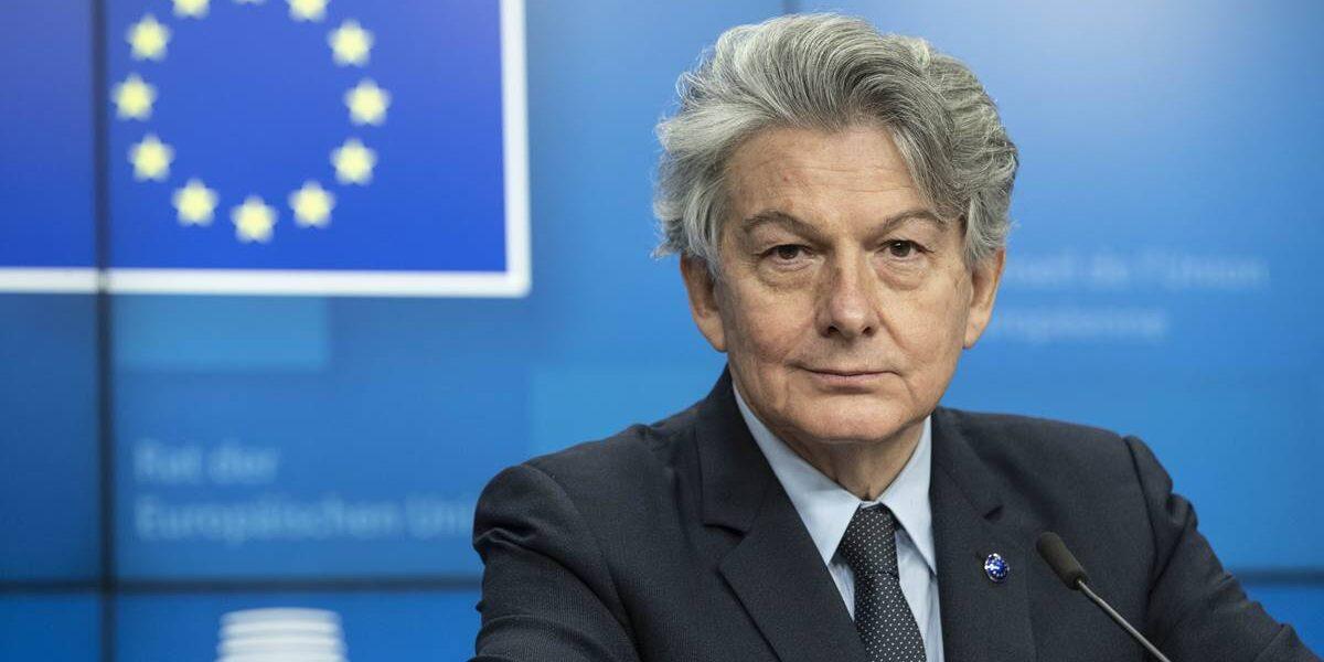 Comisarul Thierry Breton anunță că UE va include energia nucleară și gazele naturale pe lista investițiilor “verzi”, o solicitare cheie din partea Franței și României