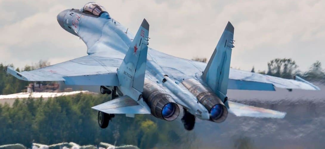 Gură de oxigen pentru industria rusă. Iranul e la un pas de avioanele Su-35 refuzate de Egipt și Indonezia și plusează cu S-400