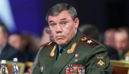 Ucrainenii au trimis o racheta peste șeful Statului Major General al Rusiei. Valeri Gherasimov a fost rănit, alți ofițeri de rang înalt au fost uciși