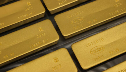Patru puteri din G7 impun Rusiei interzicerea exportului de aur